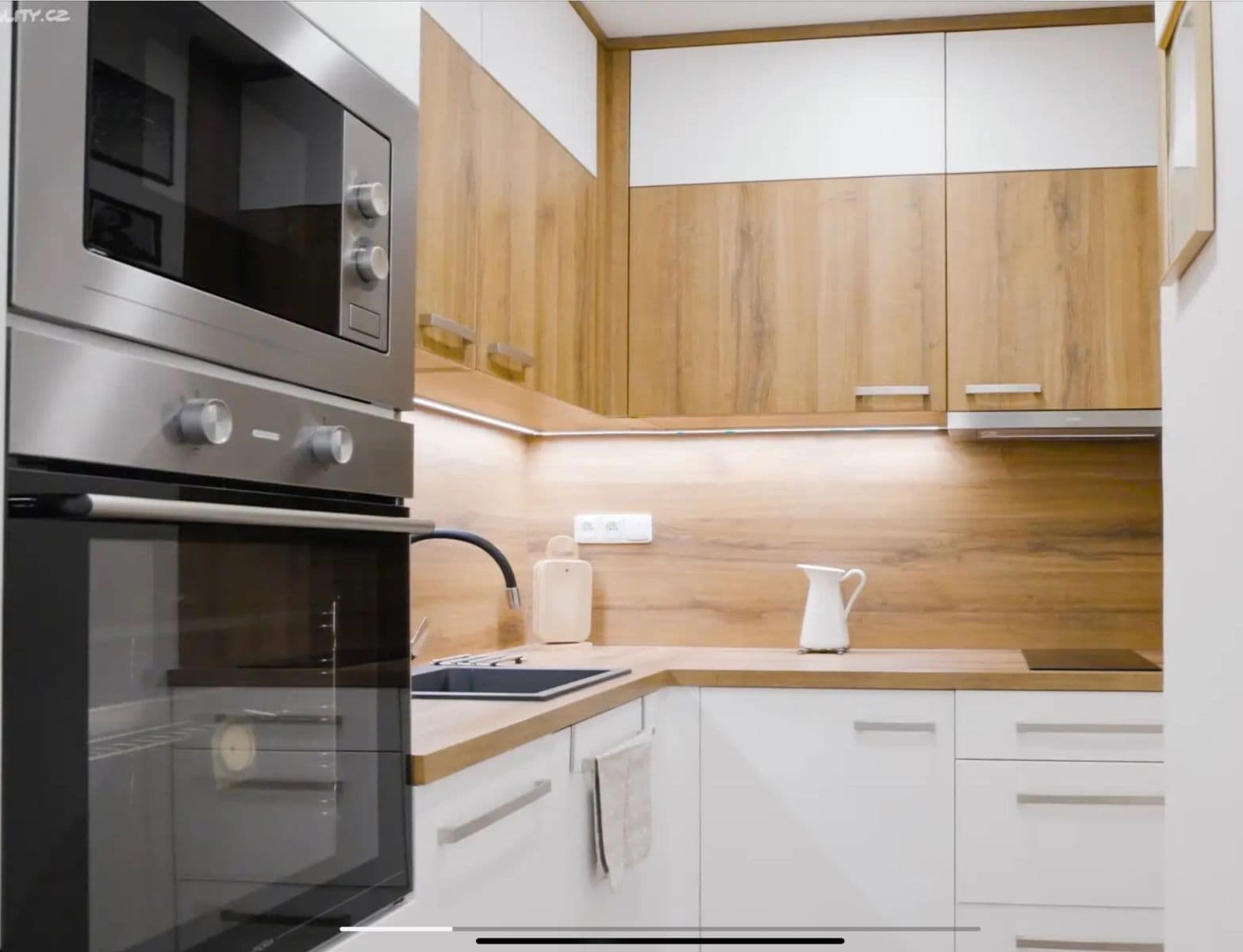 Pronájem bytu 1+kk 32 m², Elplova, Brno, Jihomoravský kraj Pronájem bytu 1+kk 32 m², Elplova, Brno, Jihomoravský kraj