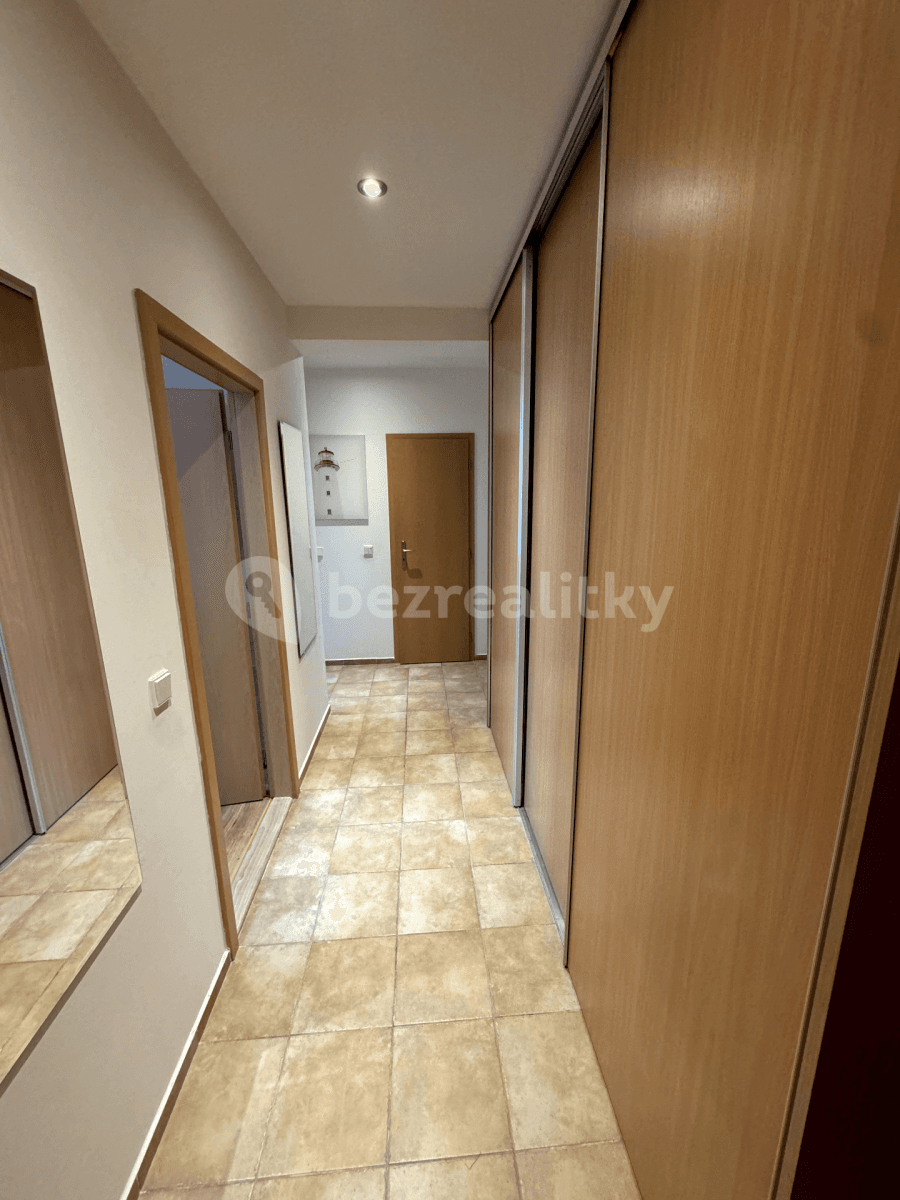 Pronájem bytu 2+1 58 m², Říční, Nymburk, Středočeský kraj Pronájem bytu 2+1 58 m², Říční, Nymburk, Středočeský kraj