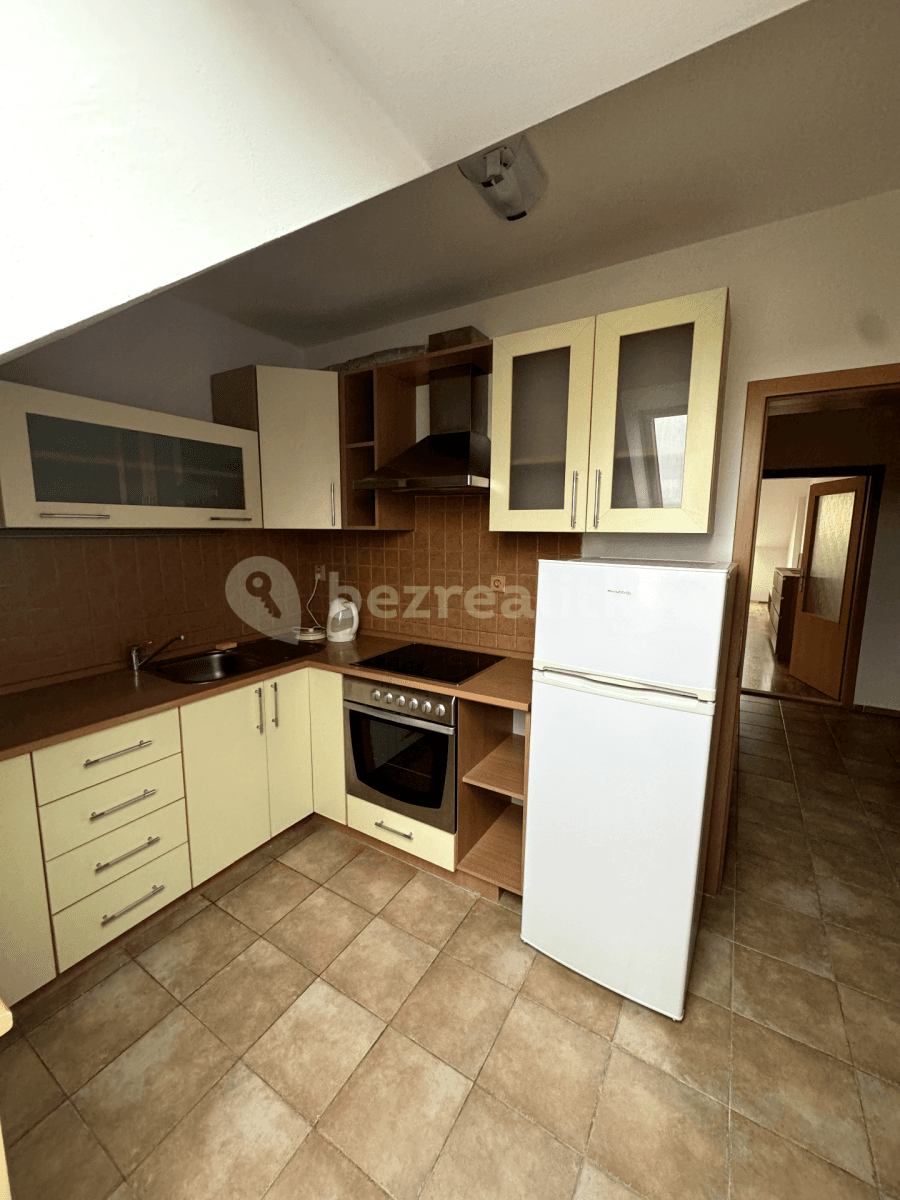 Pronájem bytu 2+1 58 m², Říční, Nymburk, Středočeský kraj Pronájem bytu 2+1 58 m², Říční, Nymburk, Středočeský kraj