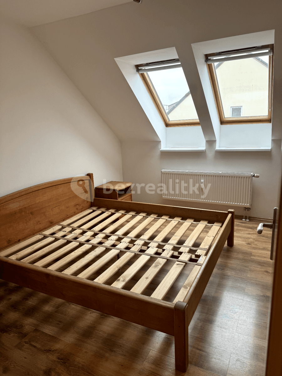 Pronájem bytu 2+1 58 m², Říční, Nymburk, Středočeský kraj Pronájem bytu 2+1 58 m², Říční, Nymburk, Středočeský kraj