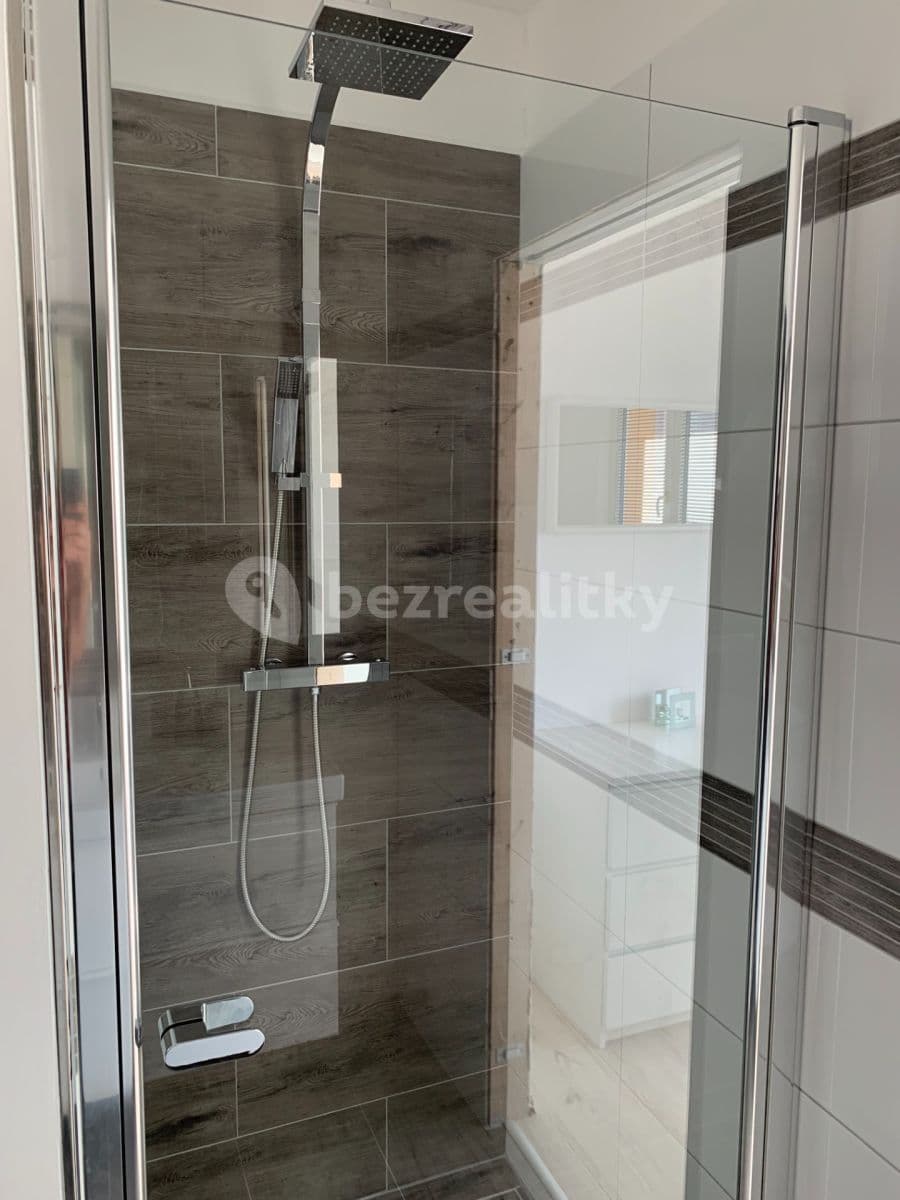 Pronájem bytu 2+kk 42 m², Větrná, Ostrava, Moravskoslezský kraj Pronájem bytu 2+kk 42 m², Větrná, Ostrava, Moravskoslezský kraj