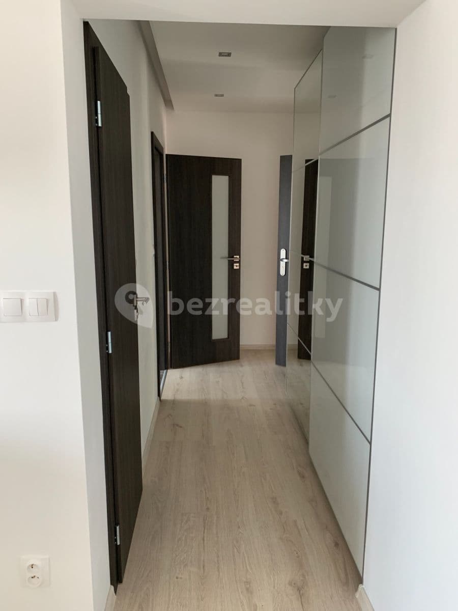 Pronájem bytu 2+kk 42 m², Větrná, Ostrava, Moravskoslezský kraj Pronájem bytu 2+kk 42 m², Větrná, Ostrava, Moravskoslezský kraj