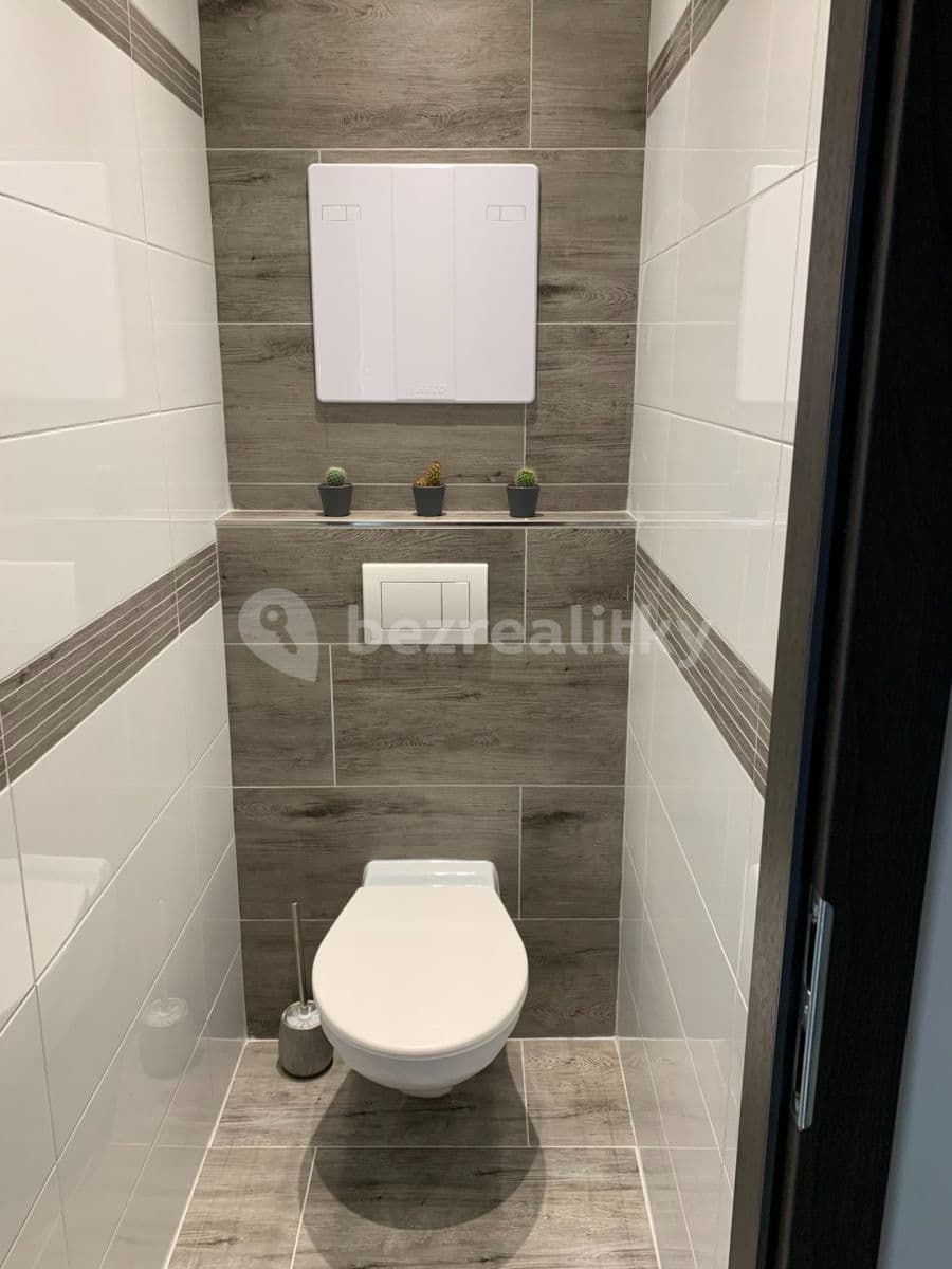 Pronájem bytu 2+kk 42 m², Větrná, Ostrava, Moravskoslezský kraj Pronájem bytu 2+kk 42 m², Větrná, Ostrava, Moravskoslezský kraj