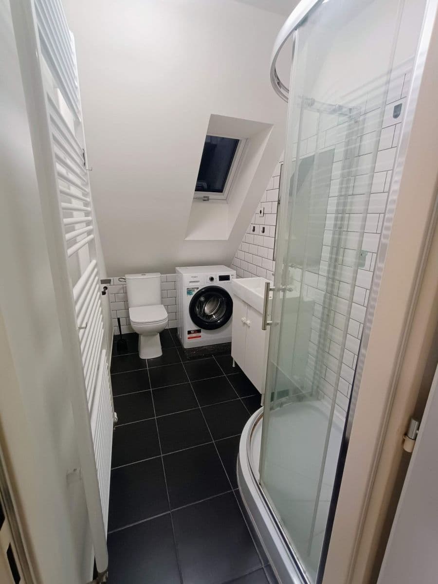 Pronájem domu 45 m², pozemek 480 m², Horusická, Praha, Praha Pronájem domu 45 m², pozemek 480 m², Horusická, Praha, Praha