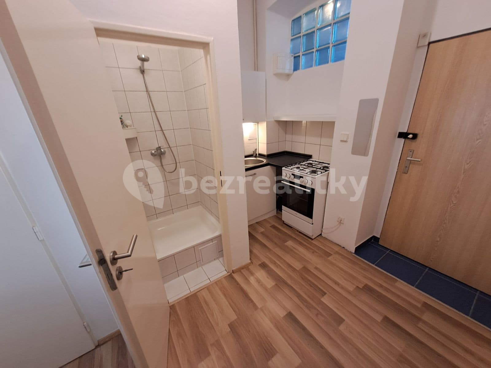Pronájem bytu 1+kk 25 m², Chlumova, Praha, Praha Pronájem bytu 1+kk 25 m², Chlumova, Praha, Praha