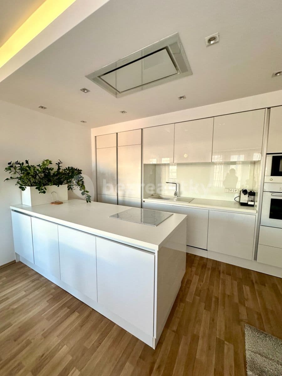Pronájem bytu 3+kk 76 m², Tusarova, Praha, Praha Pronájem bytu 3+kk 76 m², Tusarova, Praha, Praha