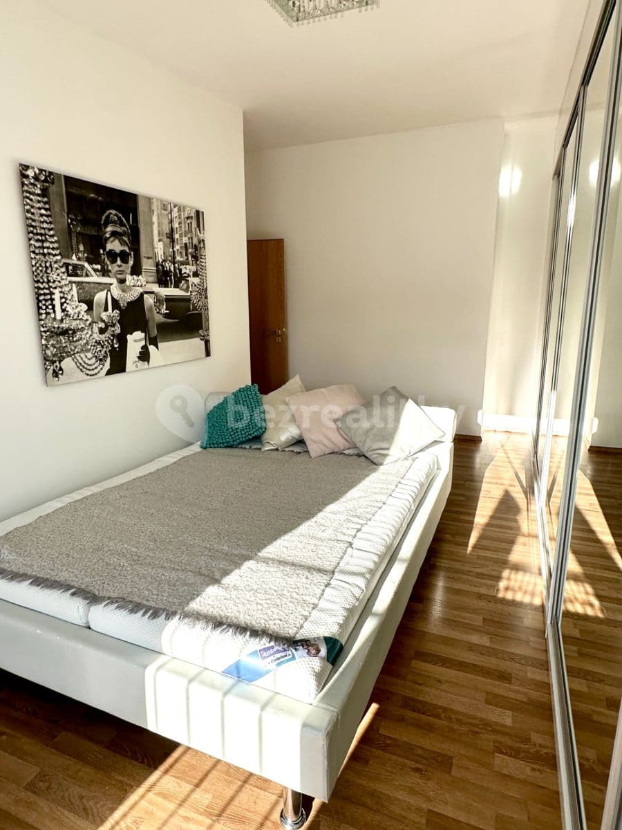 Pronájem bytu 3+kk 76 m², Tusarova, Praha, Praha Pronájem bytu 3+kk 76 m², Tusarova, Praha, Praha