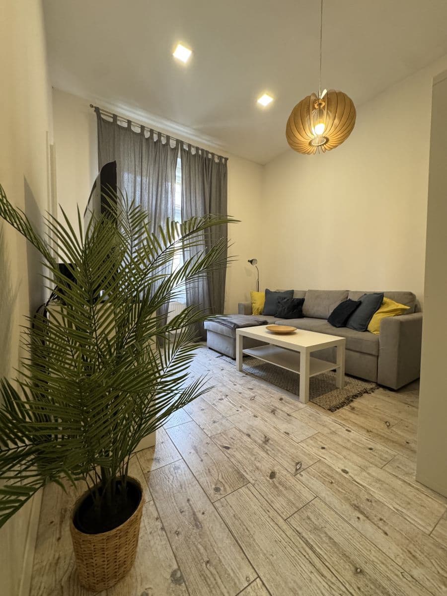 Pronájem bytu 45 m², Petřínská, Praha, Praha Pronájem bytu 45 m², Petřínská, Praha, Praha