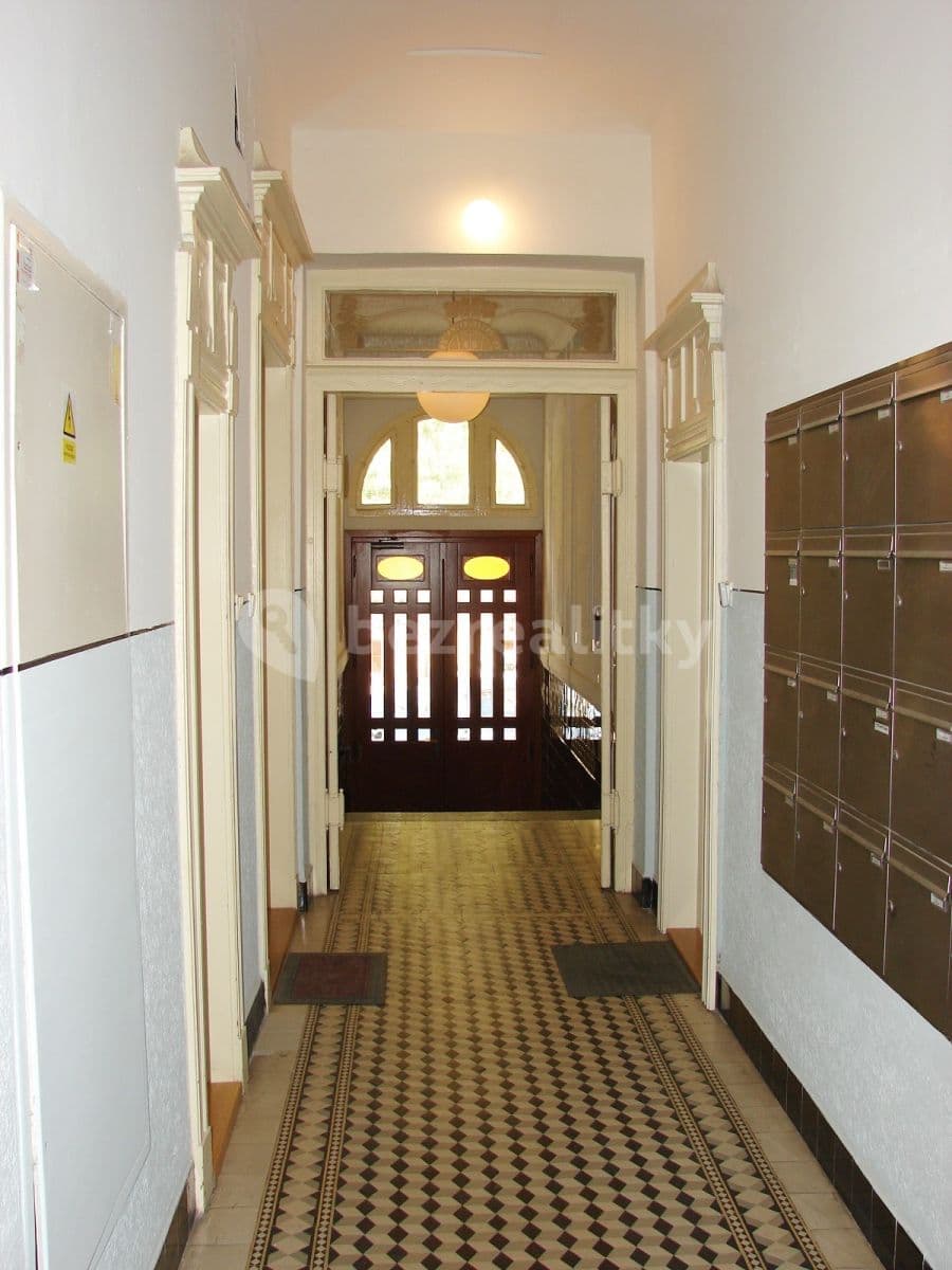 Pronájem bytu 2+1 44 m², Krkonošská, Praha, Praha Pronájem bytu 2+1 44 m², Krkonošská, Praha, Praha