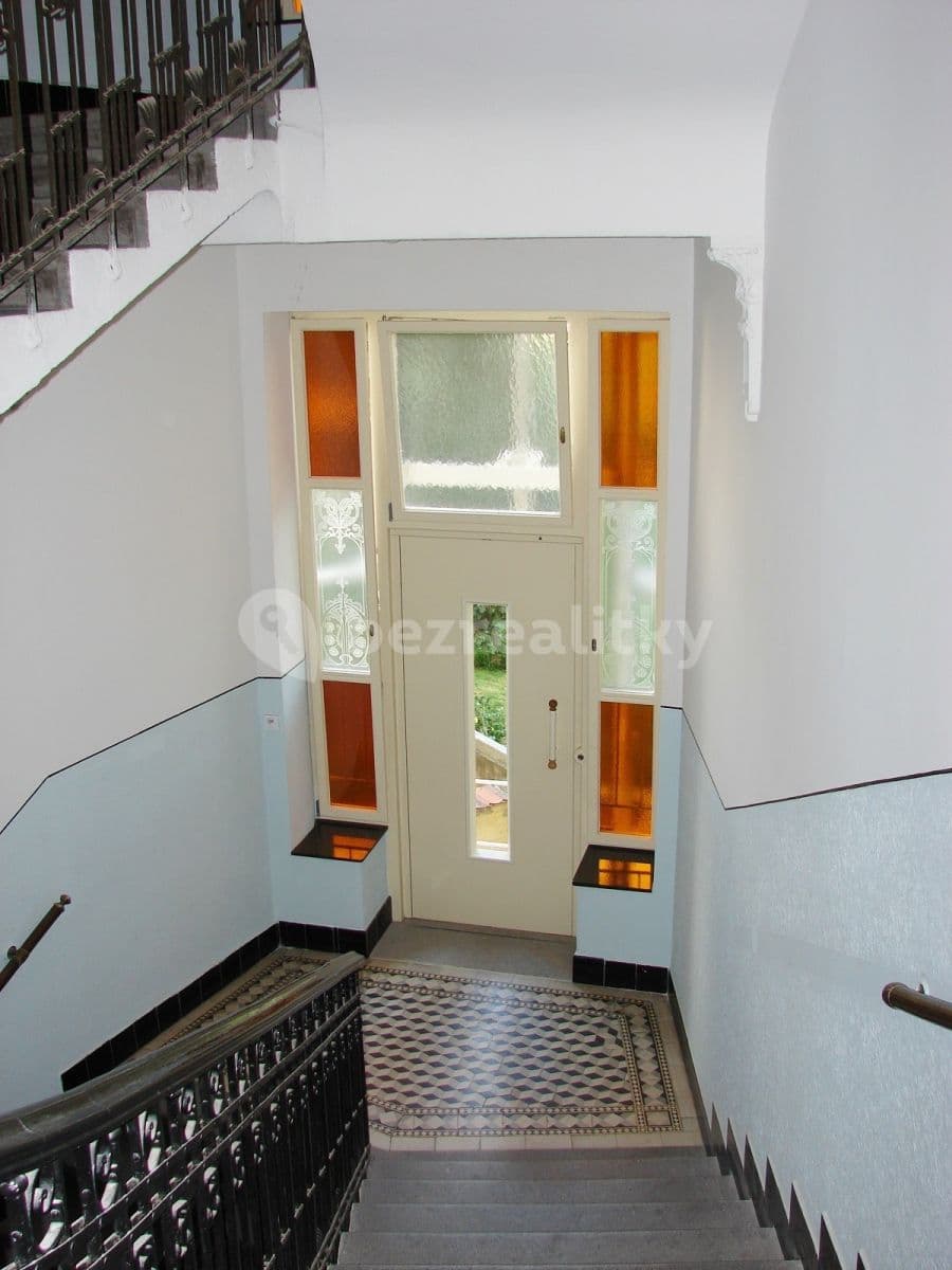 Pronájem bytu 2+1 44 m², Krkonošská, Praha, Praha Pronájem bytu 2+1 44 m², Krkonošská, Praha, Praha