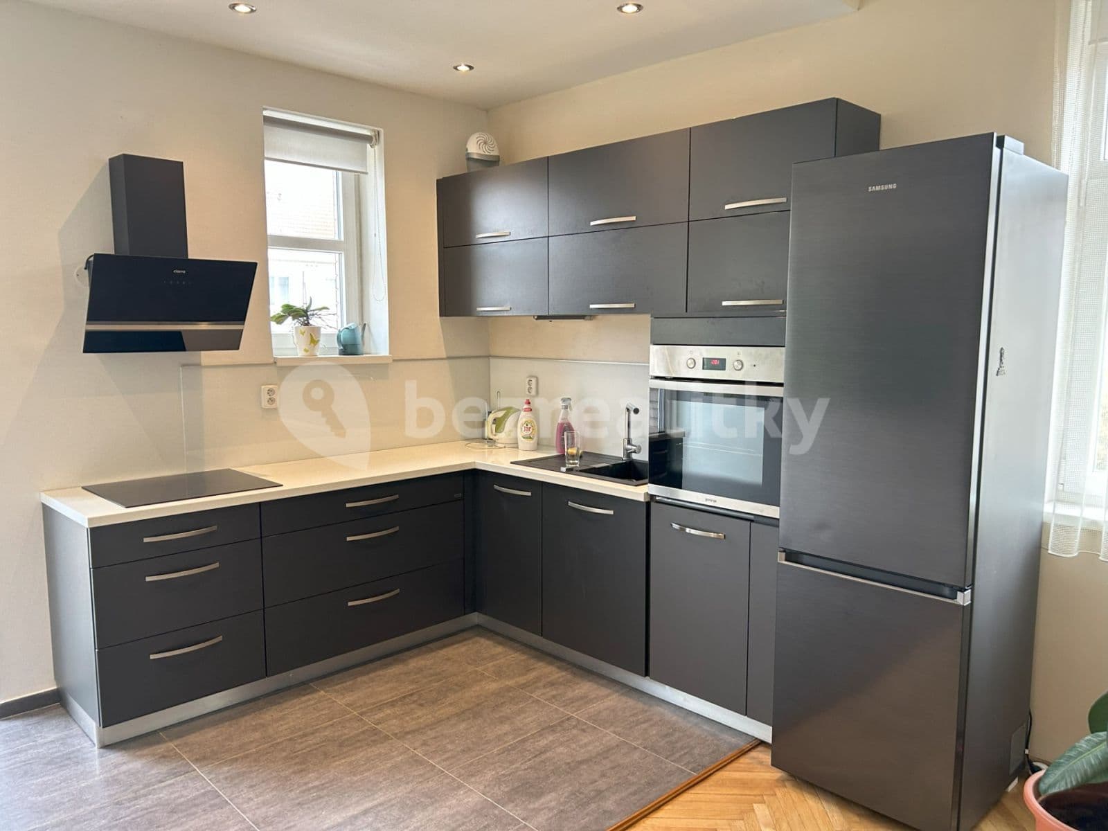 Pronájem bytu 2+kk 57 m², Sedlčanská, Praha, Praha Pronájem bytu 2+kk 57 m², Sedlčanská, Praha, Praha