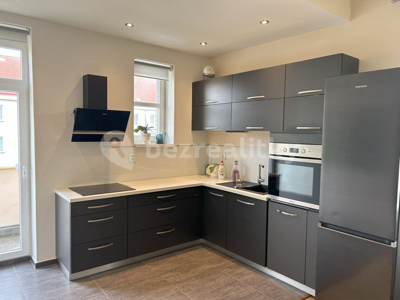 Pronájem bytu 2+kk 57 m², Sedlčanská, Praha, Praha Pronájem bytu 2+kk 57 m², Sedlčanská, Praha, Praha