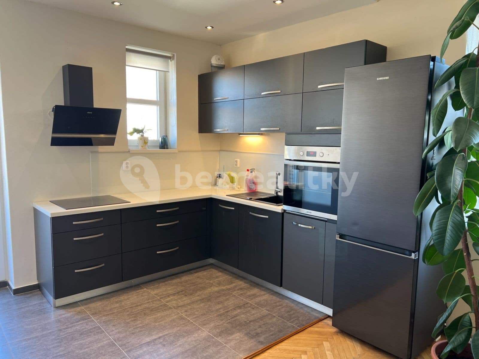 Pronájem bytu 2+kk 57 m², Sedlčanská, Praha, Praha Pronájem bytu 2+kk 57 m², Sedlčanská, Praha, Praha