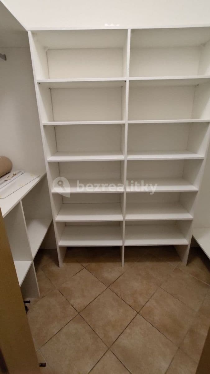 Pronájem bytu 2+kk 48 m², V Zahradách, Praha, Praha Pronájem bytu 2+kk 48 m², V Zahradách, Praha, Praha
