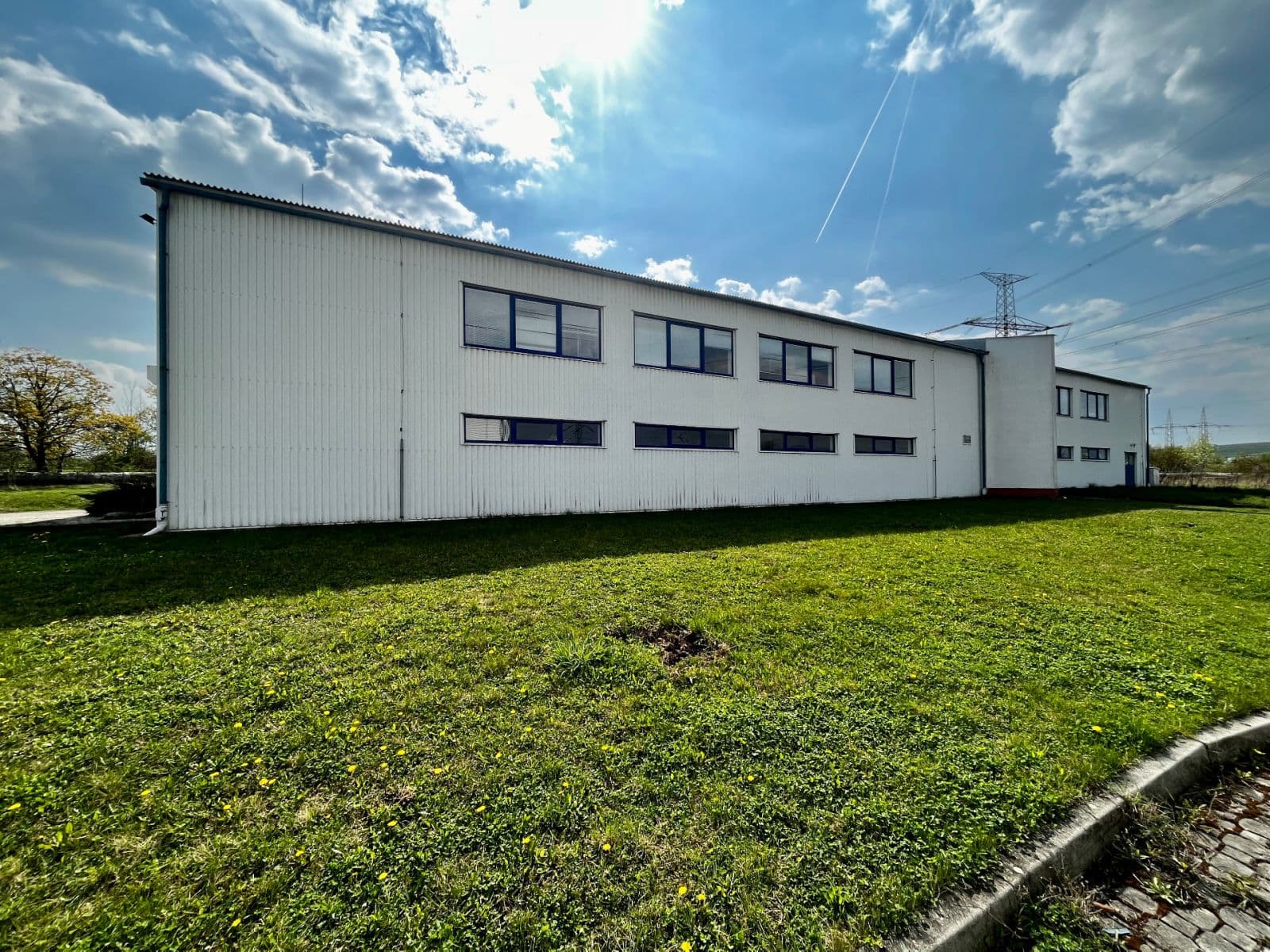 Prodej nebytového prostoru 1.403 m², Kadaň, Ústecký kraj Prodej nebytového prostoru 1.403 m², Kadaň, Ústecký kraj