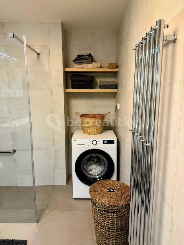 Pronájem bytu 2+kk 54 m², Kloboučnická, Praha, Praha Pronájem bytu 2+kk 54 m², Kloboučnická, Praha, Praha