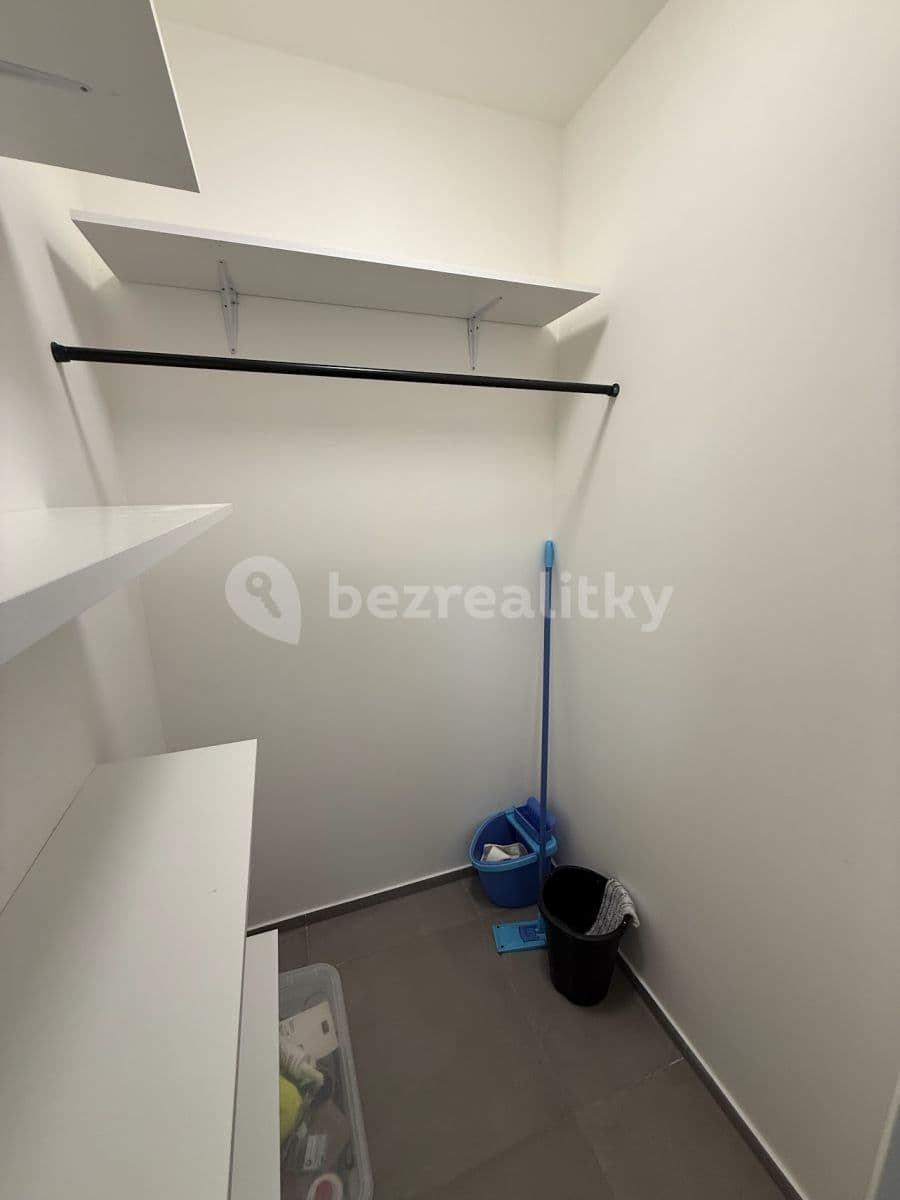 Pronájem bytu 2+kk 54 m², Kloboučnická, Praha, Praha Pronájem bytu 2+kk 54 m², Kloboučnická, Praha, Praha