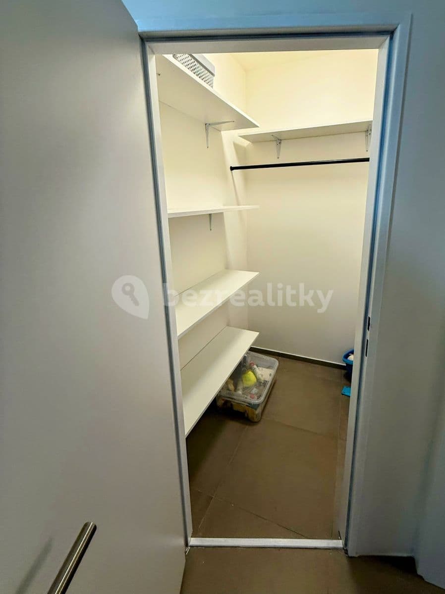 Pronájem bytu 2+kk 54 m², Kloboučnická, Praha, Praha Pronájem bytu 2+kk 54 m², Kloboučnická, Praha, Praha