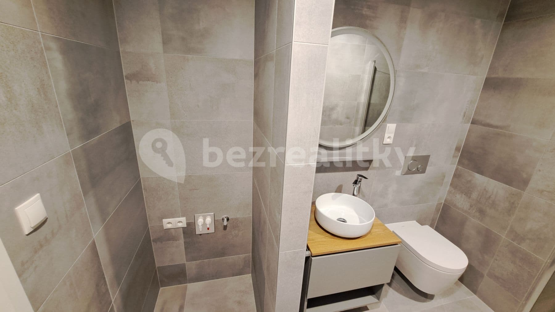 Pronájem bytu 2+kk 55 m², Hagiborská, Praha, Praha Pronájem bytu 2+kk 55 m², Hagiborská, Praha, Praha