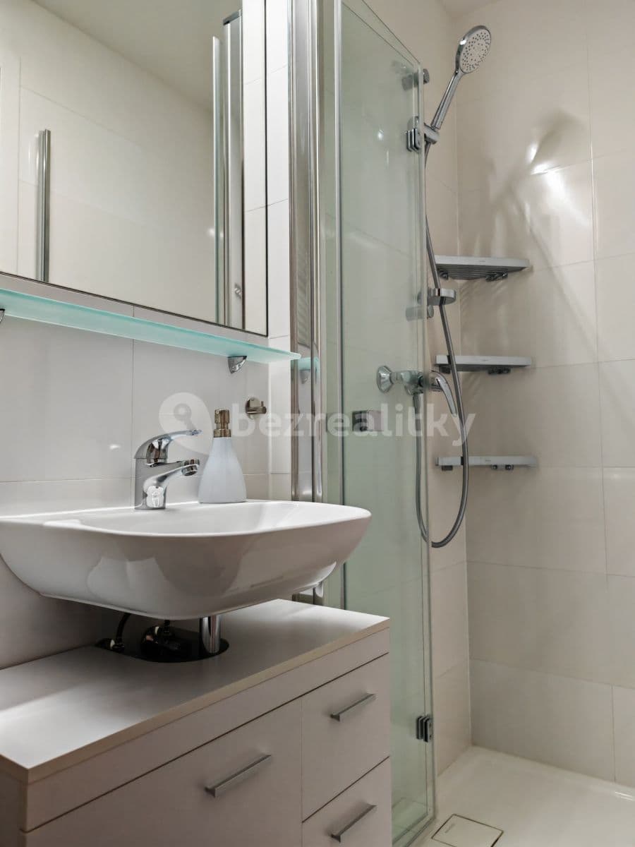 Pronájem bytu 1+kk 25 m², Čenětická, Praha, Praha Pronájem bytu 1+kk 25 m², Čenětická, Praha, Praha