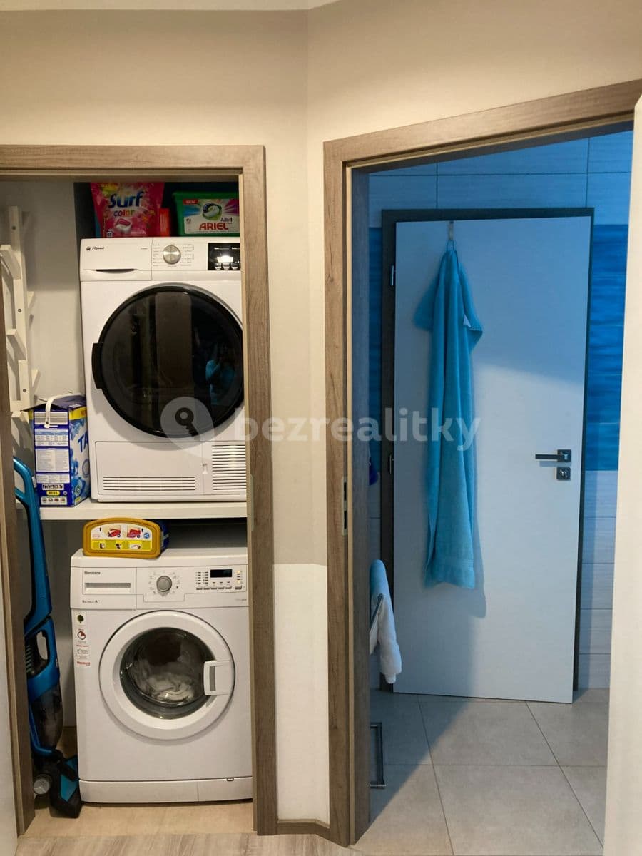Pronájem bytu 3+kk 75 m², Nad Plovárnou, Jihlava, Kraj Vysočina Pronájem bytu 3+kk 75 m², Nad Plovárnou, Jihlava, Kraj Vysočina