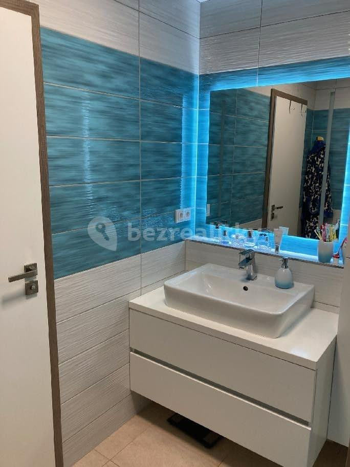 Pronájem bytu 3+kk 75 m², Nad Plovárnou, Jihlava, Kraj Vysočina Pronájem bytu 3+kk 75 m², Nad Plovárnou, Jihlava, Kraj Vysočina