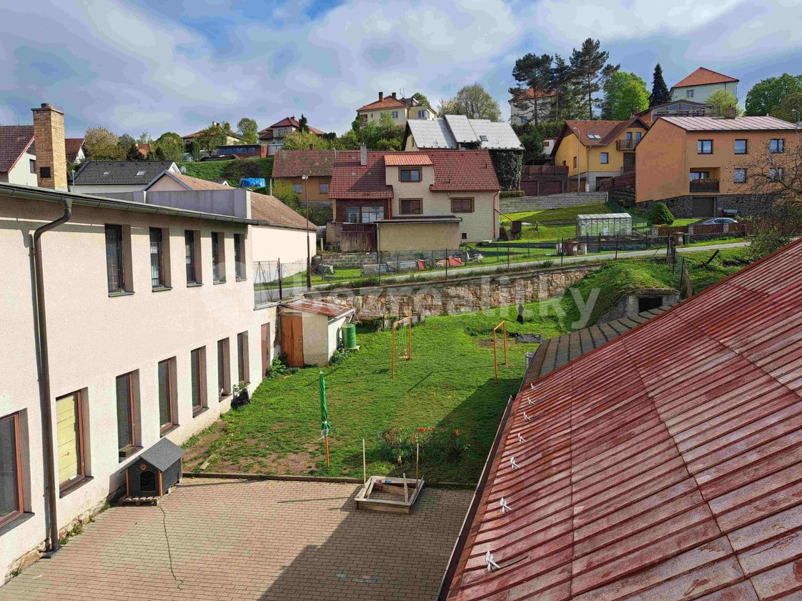 Pronájem bytu 3+kk 60 m², Bratrská, Bystřice nad Pernštejnem, Kraj Vysočina Pronájem bytu 3+kk 60 m², Bratrská, Bystřice nad Pernštejnem, Kraj Vysočina