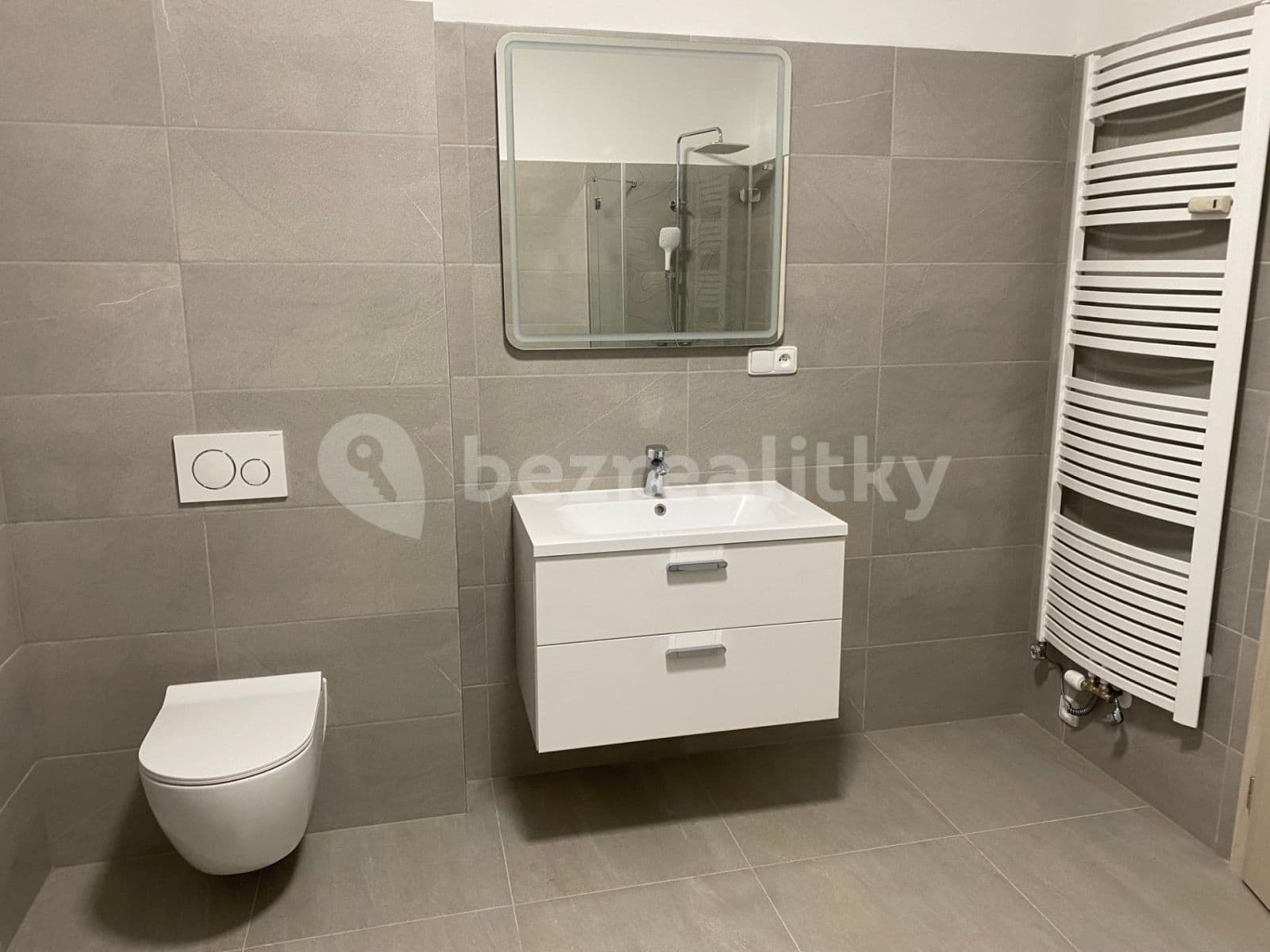 Pronájem bytu 2+1 90 m², U Strže, Praha, Praha Pronájem bytu 2+1 90 m², U Strže, Praha, Praha