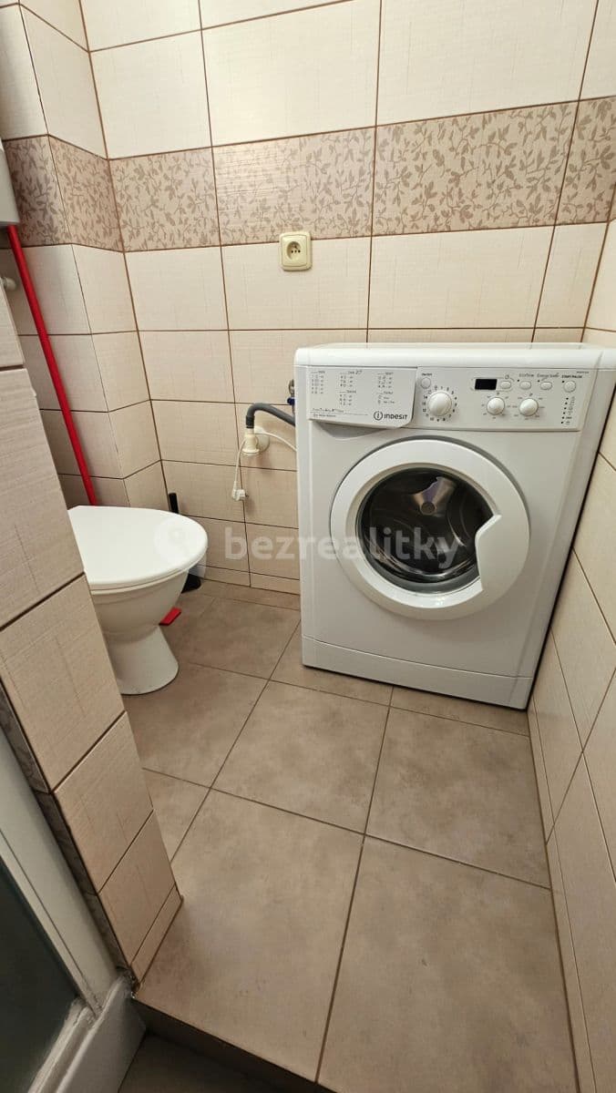 Pronájem bytu 2+kk 45 m², Humpolecká, Praha, Praha Pronájem bytu 2+kk 45 m², Humpolecká, Praha, Praha