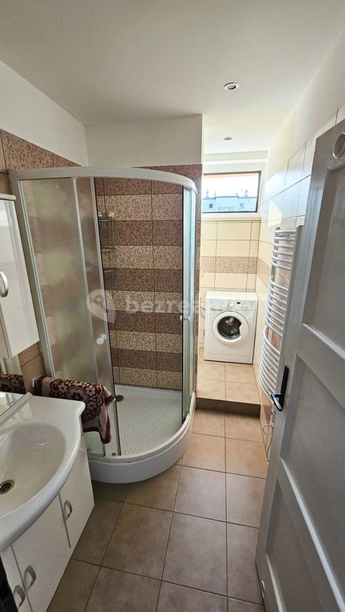 Pronájem bytu 2+kk 45 m², Humpolecká, Praha, Praha Pronájem bytu 2+kk 45 m², Humpolecká, Praha, Praha