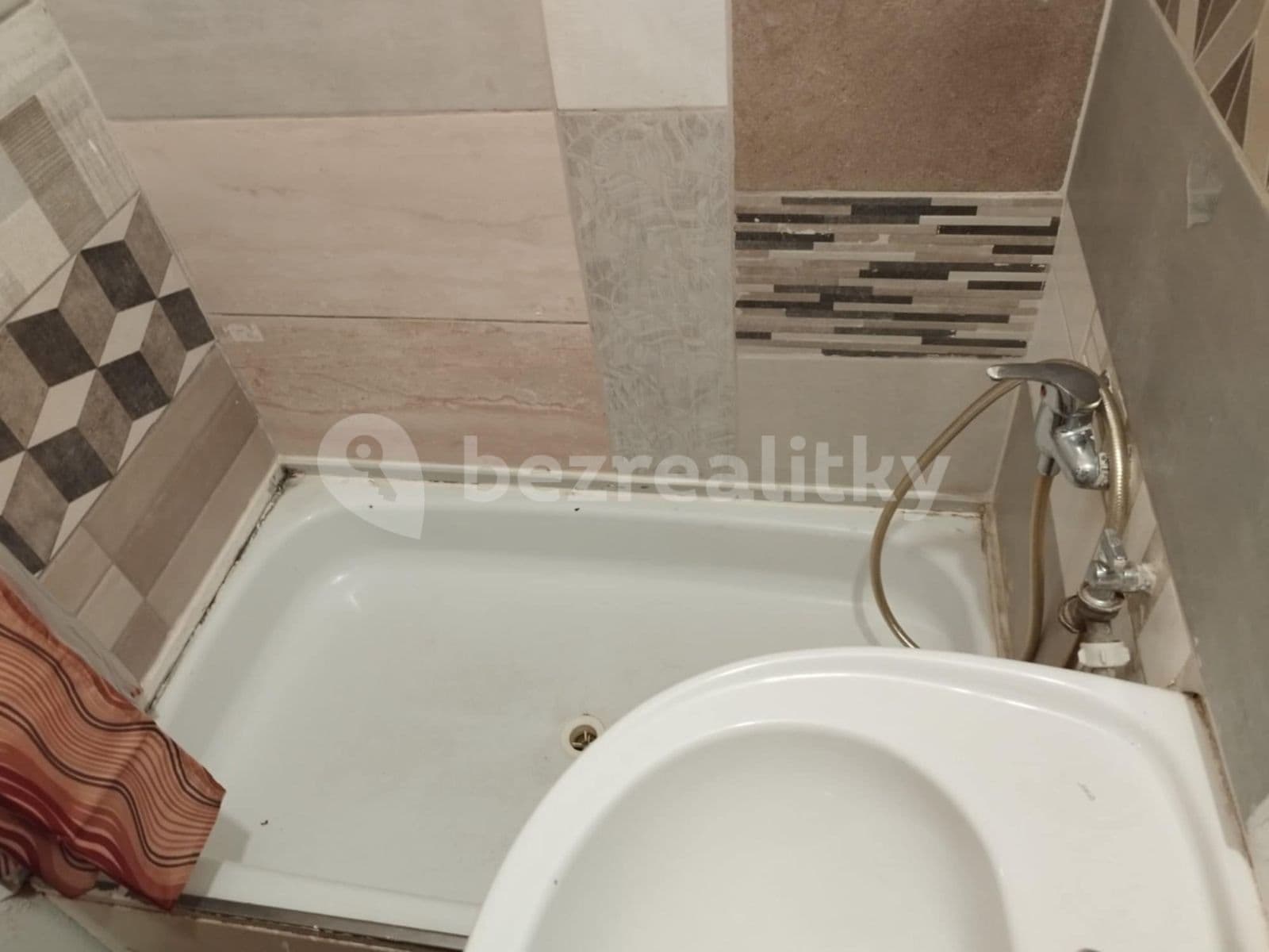 Pronájem bytu 2+1 52 m², Na Valtické, Břeclav, Jihomoravský kraj Pronájem bytu 2+1 52 m², Na Valtické, Břeclav, Jihomoravský kraj