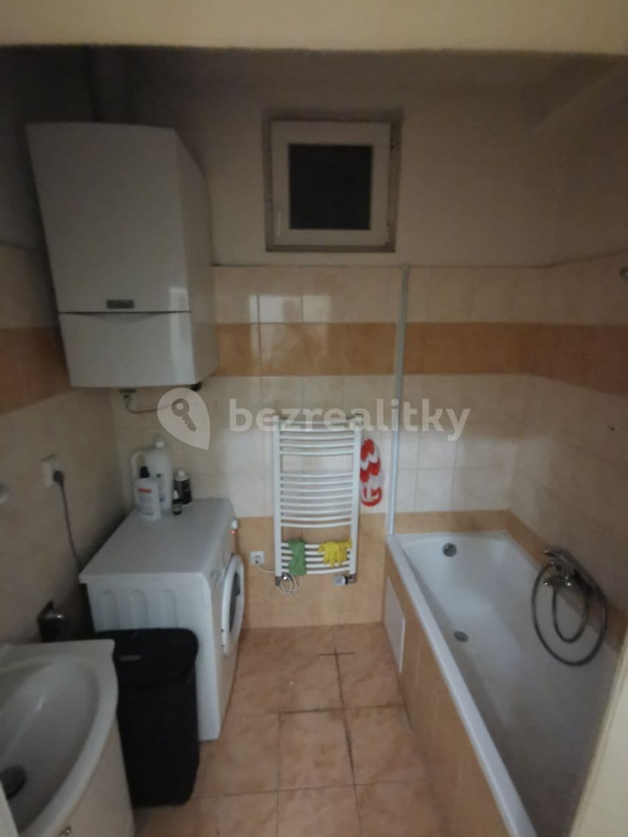 Pronájem bytu 3+1 130 m², Italská, Praha, Praha Pronájem bytu 3+1 130 m², Italská, Praha, Praha