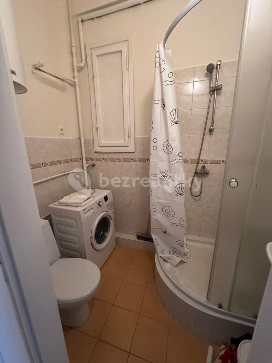 Pronájem bytu 1+kk 30 m², Drahobejlova, Praha, Praha Pronájem bytu 1+kk 30 m², Drahobejlova, Praha, Praha