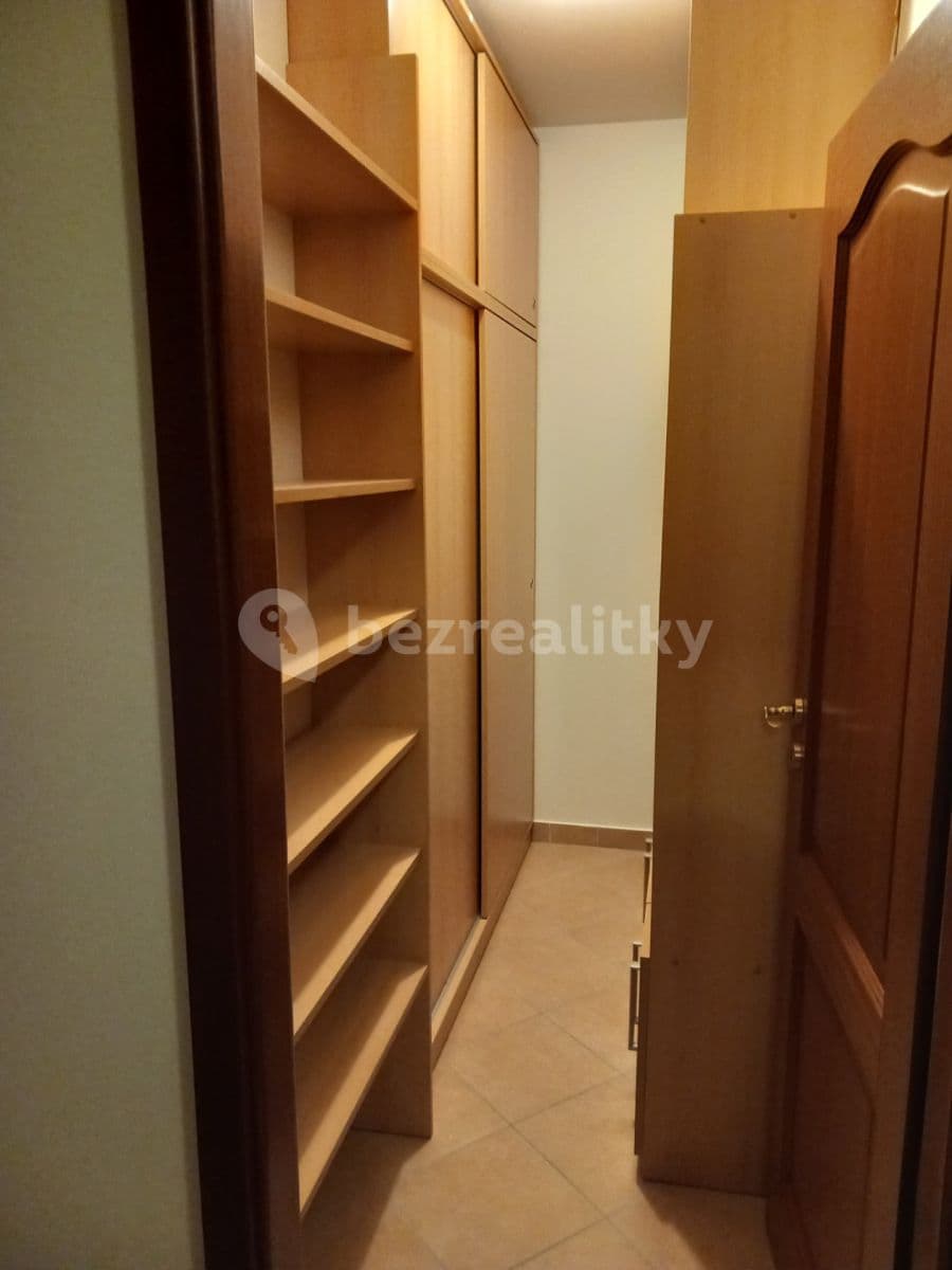 Pronájem bytu 2+kk 53 m², Trmická, Praha, Praha Pronájem bytu 2+kk 53 m², Trmická, Praha, Praha