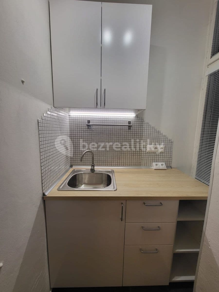 Pronájem bytu 1+kk 18 m², Jana Masaryka, Praha, Praha Pronájem bytu 1+kk 18 m², Jana Masaryka, Praha, Praha
