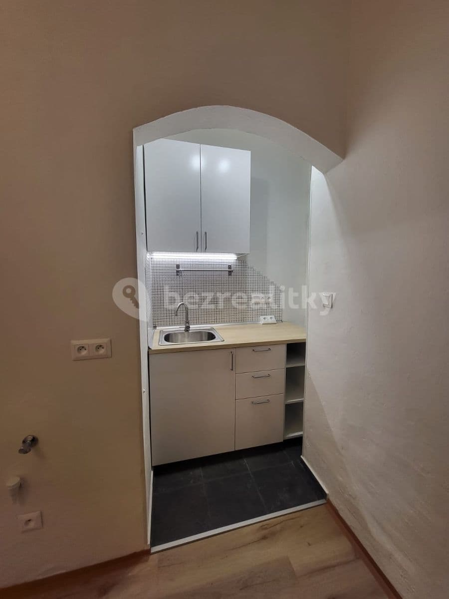 Pronájem bytu 1+kk 18 m², Jana Masaryka, Praha, Praha Pronájem bytu 1+kk 18 m², Jana Masaryka, Praha, Praha