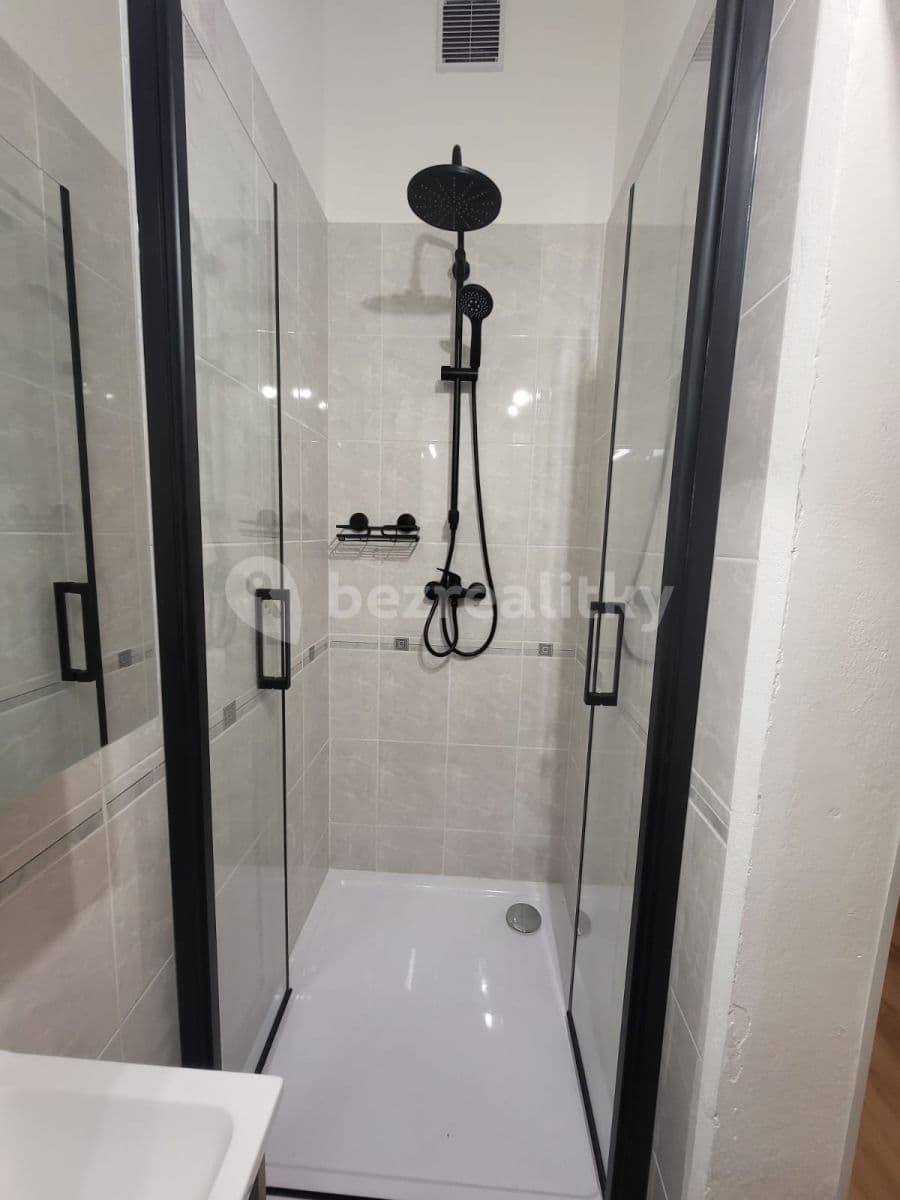 Pronájem bytu 1+kk 18 m², Jana Masaryka, Praha, Praha Pronájem bytu 1+kk 18 m², Jana Masaryka, Praha, Praha