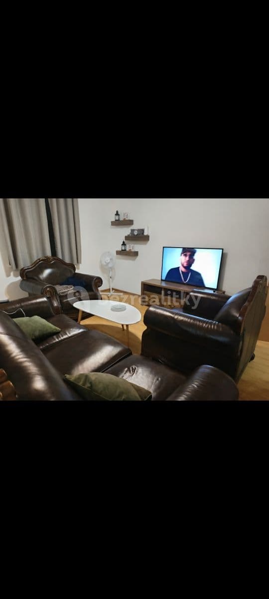 Pronájem bytu 2+kk 62 m², Chmelová, Vestec, Středočeský kraj Pronájem bytu 2+kk 62 m², Chmelová, Vestec, Středočeský kraj