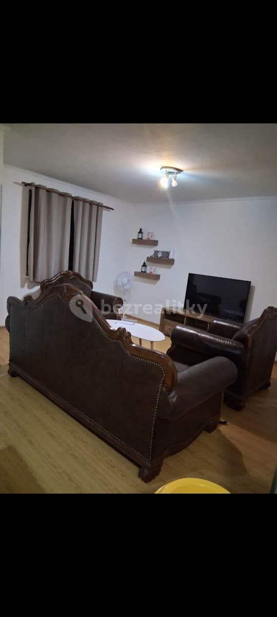 Pronájem bytu 2+kk 62 m², Chmelová, Vestec, Středočeský kraj Pronájem bytu 2+kk 62 m², Chmelová, Vestec, Středočeský kraj