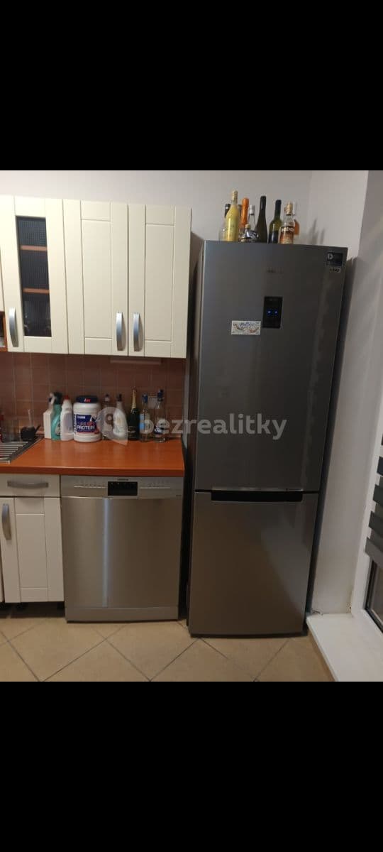 Pronájem bytu 2+kk 62 m², Chmelová, Vestec, Středočeský kraj Pronájem bytu 2+kk 62 m², Chmelová, Vestec, Středočeský kraj