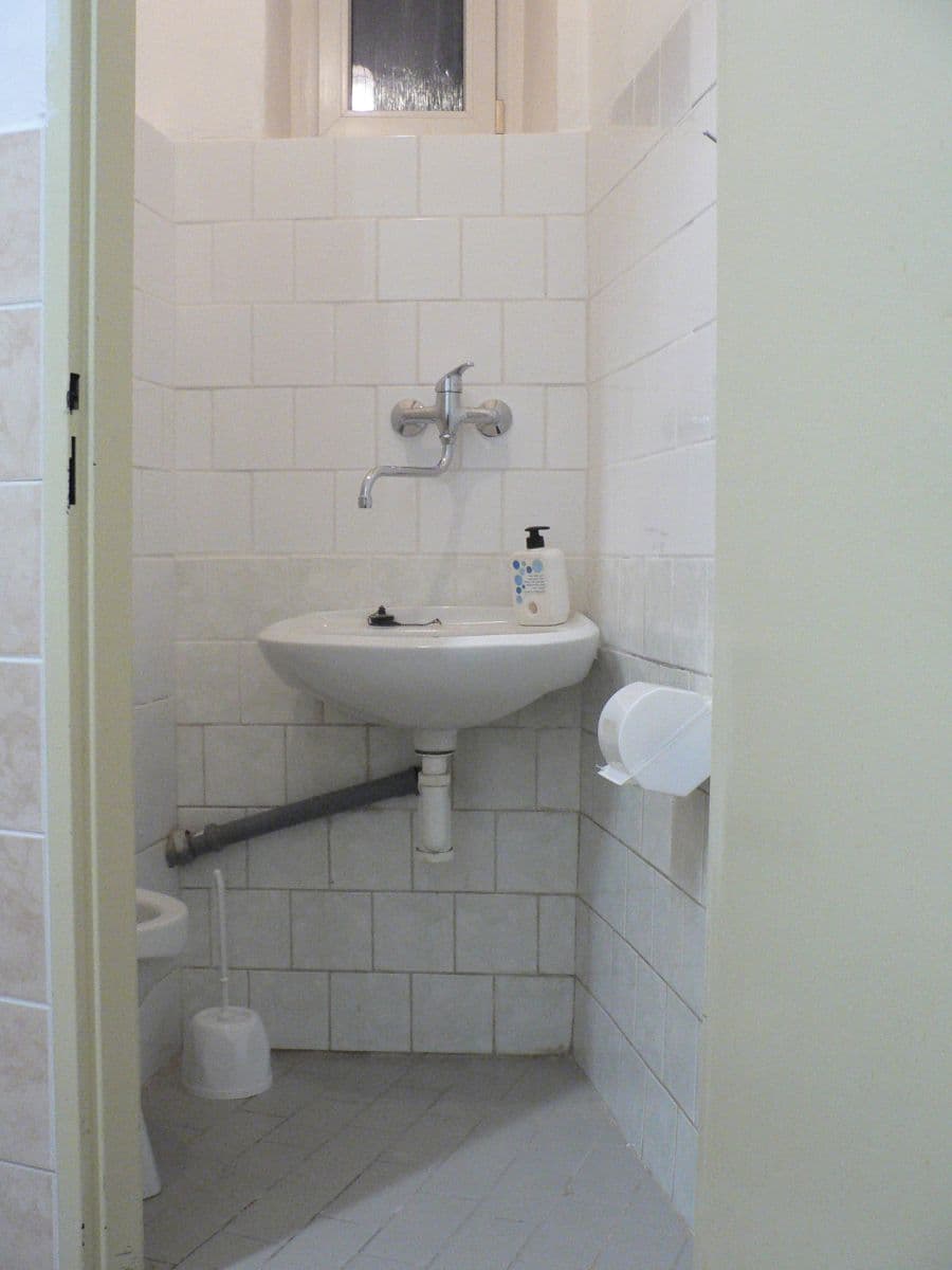 Pronájem kanceláře 100 m², Jaurisova, Praha, Praha Pronájem kanceláře 100 m², Jaurisova, Praha, Praha