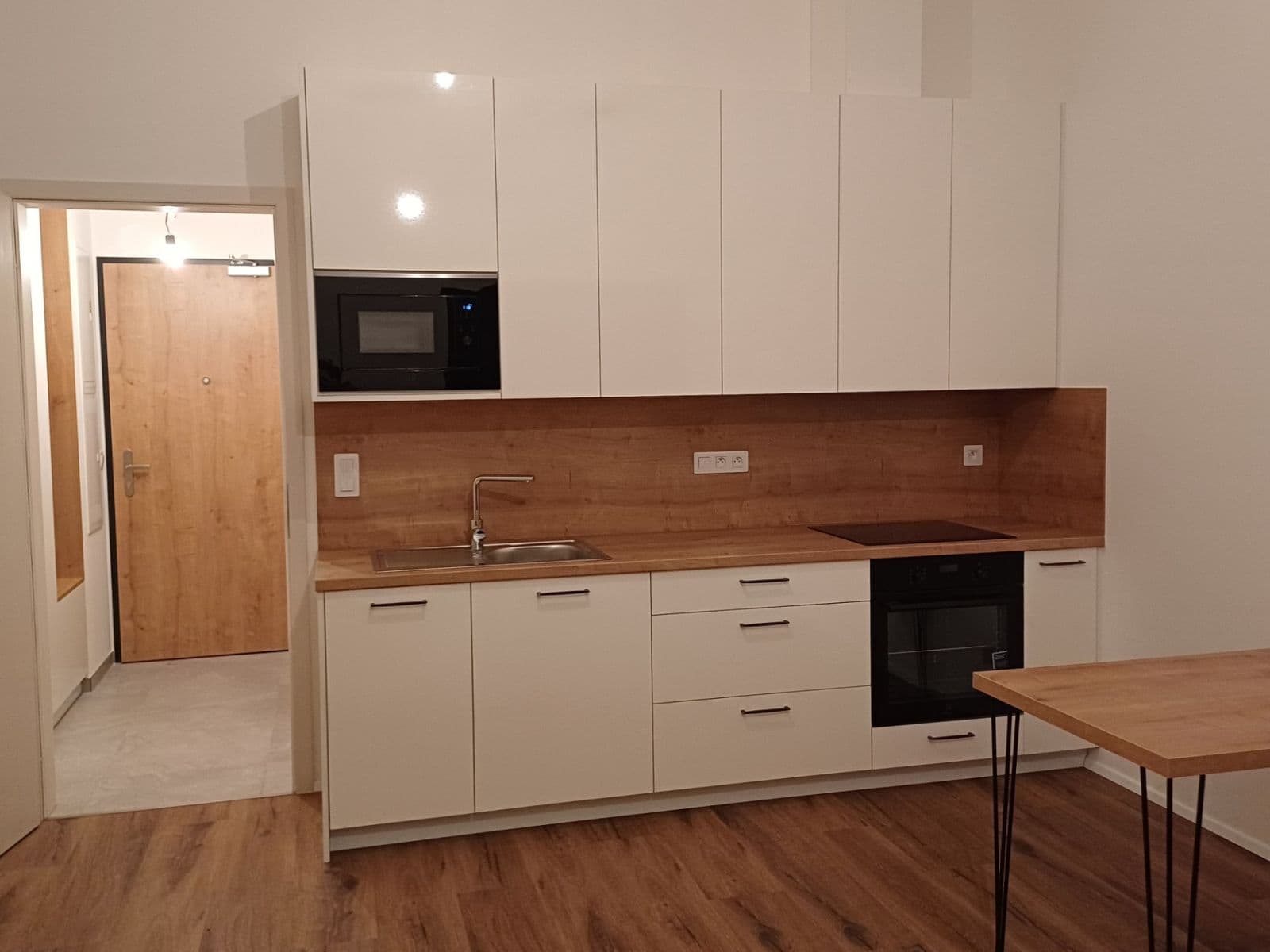 Pronájem bytu 1+kk 37 m², Trnkova, Brno, Jihomoravský kraj Pronájem bytu 1+kk 37 m², Trnkova, Brno, Jihomoravský kraj