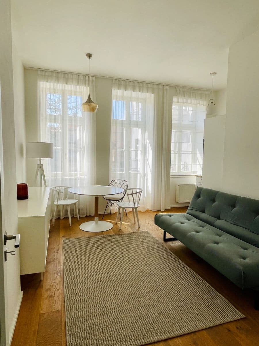 Pronájem bytu 2+kk 55 m², Peckova, Praha, Praha Pronájem bytu 2+kk 55 m², Peckova, Praha, Praha