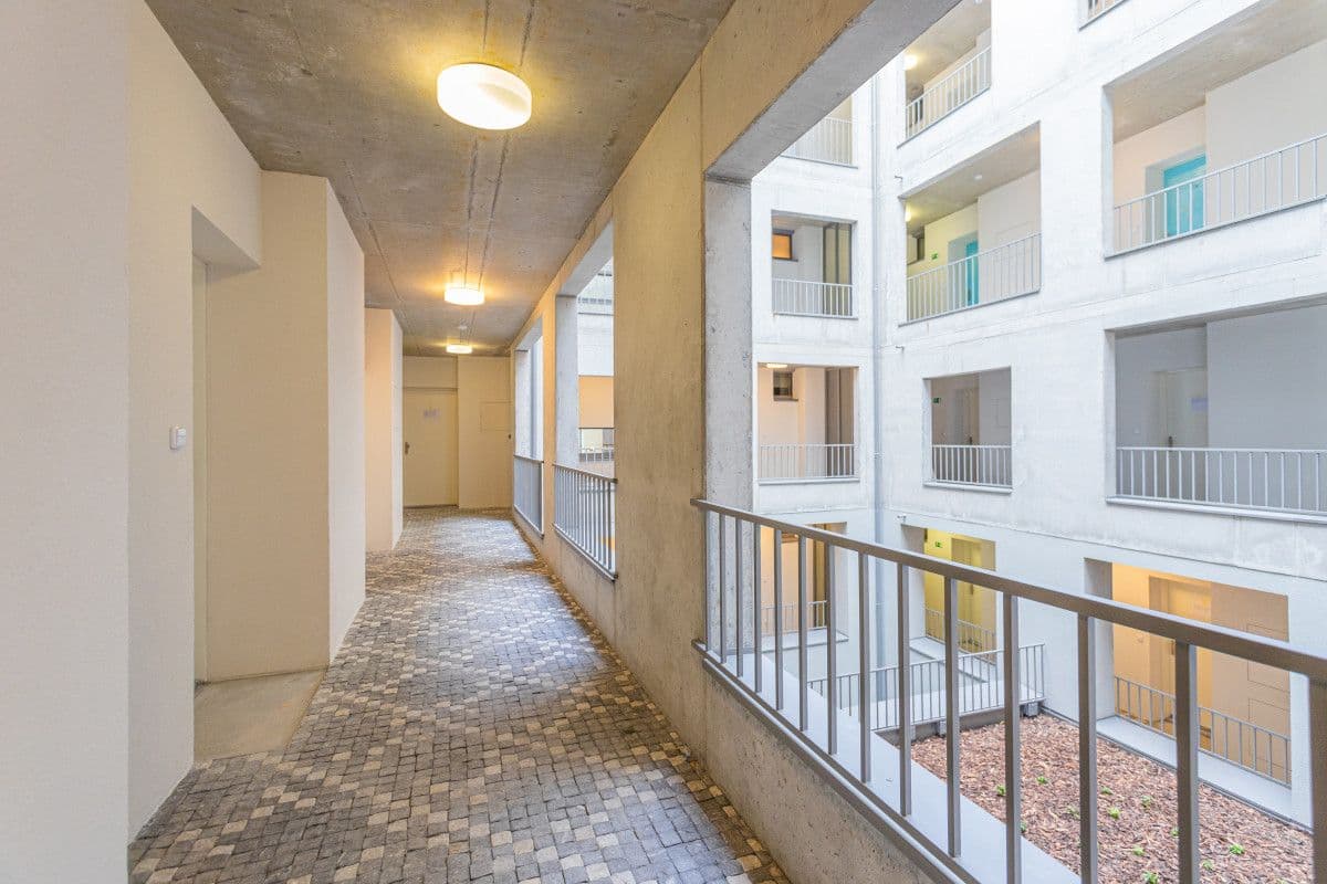Pronájem bytu 35 m², Hlaváčkova, Praha, Praha Pronájem bytu 35 m², Hlaváčkova, Praha, Praha