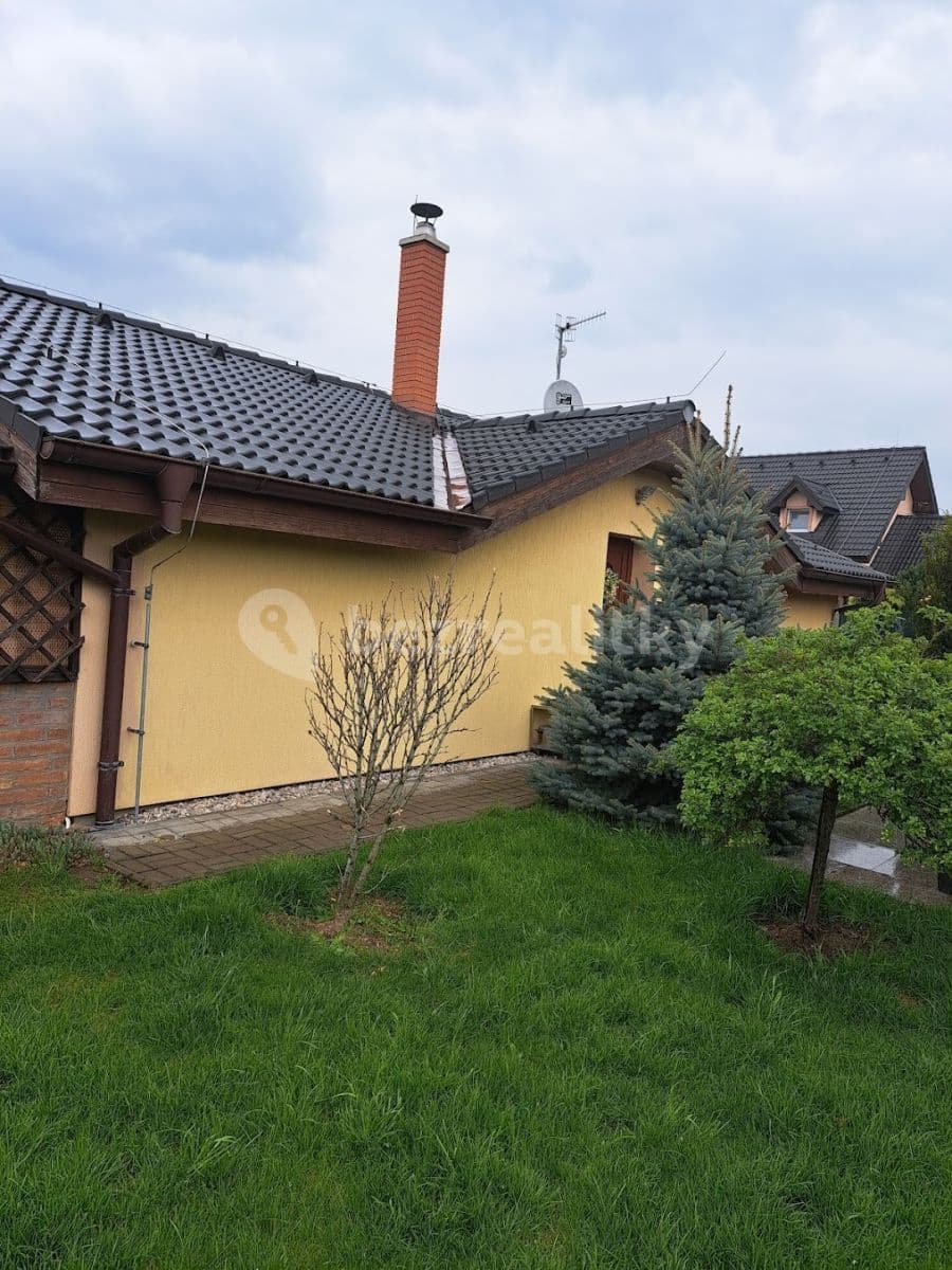Pronájem domu 130 m², pozemek 697 m², Dlážděná, Postřižín, Středočeský kraj Pronájem domu 130 m², pozemek 697 m², Dlážděná, Postřižín, Středočeský kraj