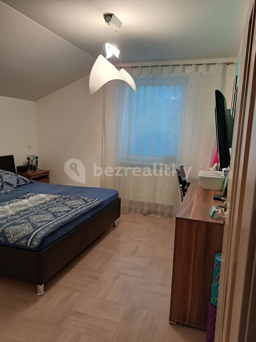 Pronájem domu 130 m², pozemek 697 m², Dlážděná, Postřižín, Středočeský kraj Pronájem domu 130 m², pozemek 697 m², Dlážděná, Postřižín, Středočeský kraj