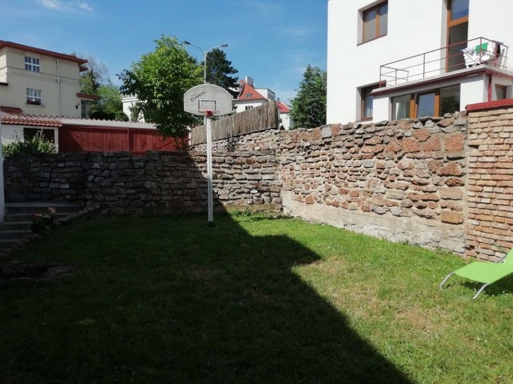 Pronájem bytu 1+kk 25 m², Přemyšlenská, Praha, Praha Pronájem bytu 1+kk 25 m², Přemyšlenská, Praha, Praha