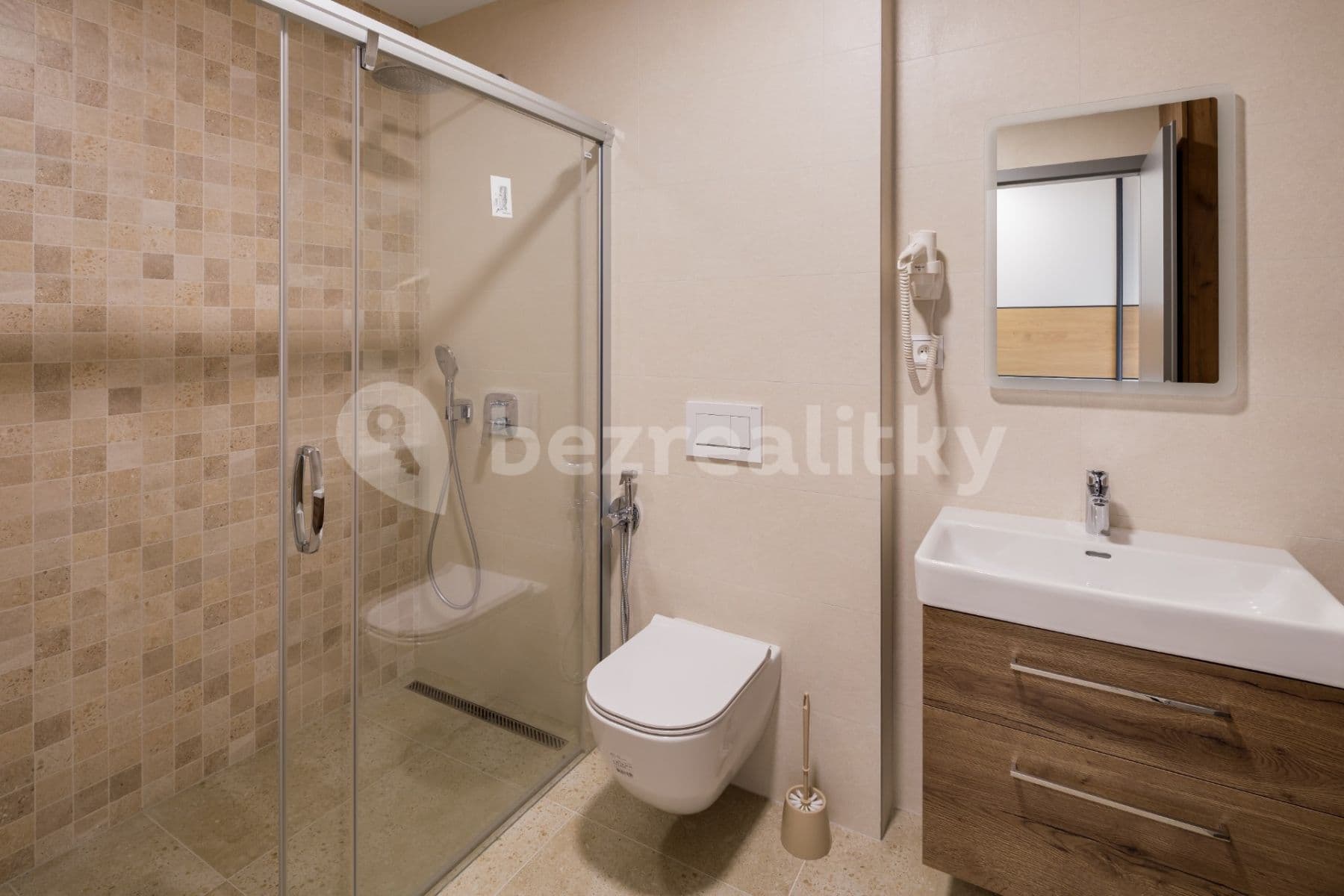 Pronájem bytu 1+kk 42 m², Kamýcká, Praha, Praha Pronájem bytu 1+kk 42 m², Kamýcká, Praha, Praha