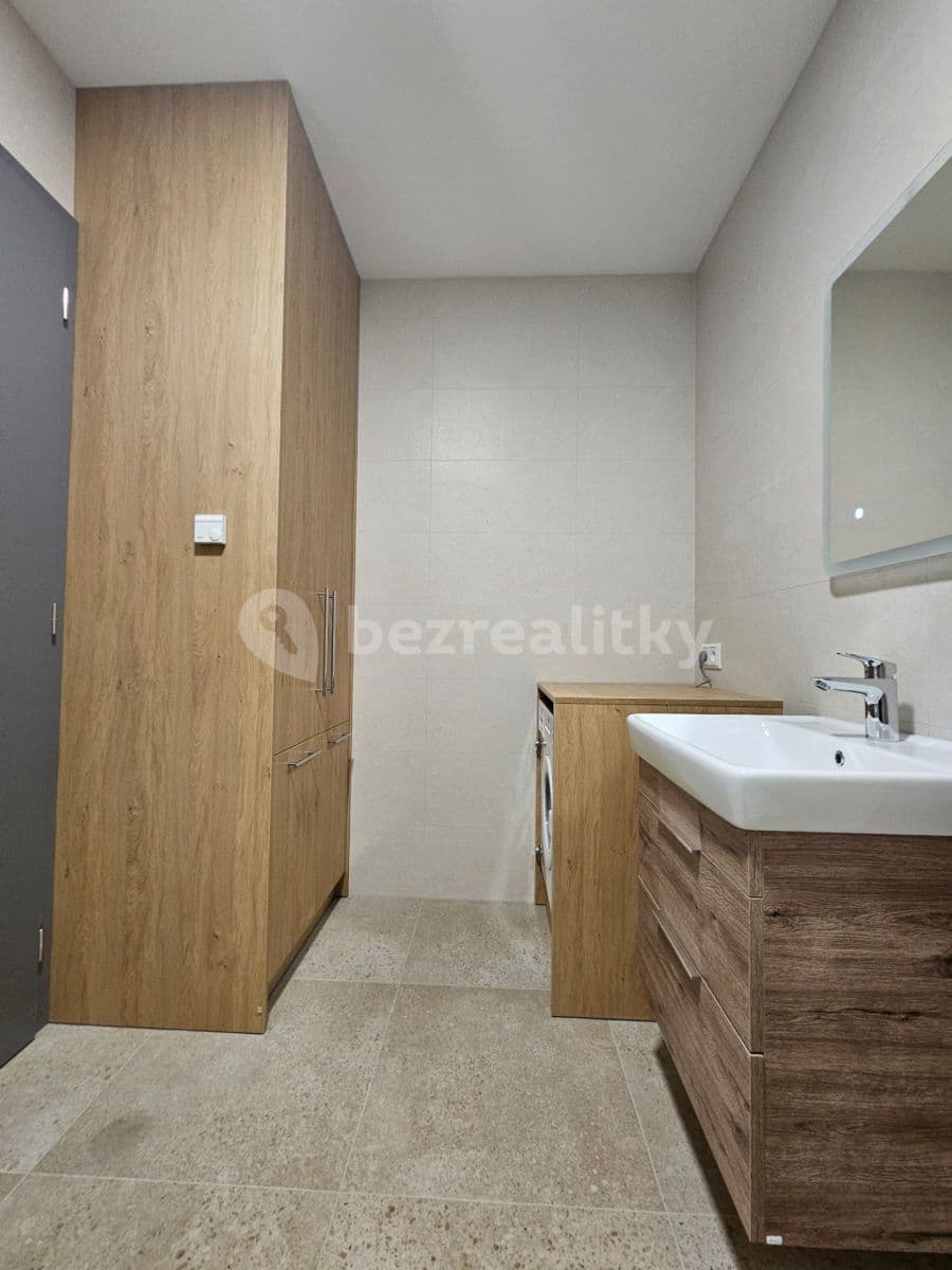 Pronájem bytu 1+kk 42 m², Kamýcká, Praha, Praha Pronájem bytu 1+kk 42 m², Kamýcká, Praha, Praha
