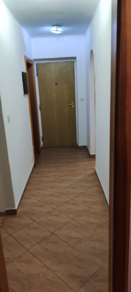 Pronájem bytu 5+1 60 m², Rákosníkova, Neveklov, Středočeský kraj Pronájem bytu 5+1 60 m², Rákosníkova, Neveklov, Středočeský kraj